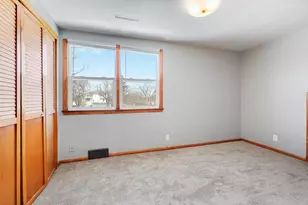1302 Reaney Ave, Saint Paul, MN 55106 - Photo 23
