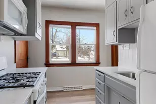 1302 Reaney Ave, Saint Paul, MN 55106 - Photo 17