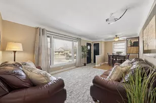 1206 Oakcrest Ave, Roseville, MN 55113 - Photo 3