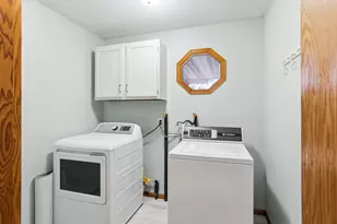 1504 Coronado Ct, Burnsville, MN 55337 - Photo 9