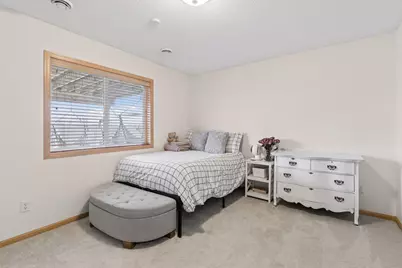 909 Firethorne Trail, Jordan, MN 55352 - Photo 37