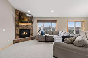 909 Firethorne Trail, Jordan, MN 55352 - Photo 21