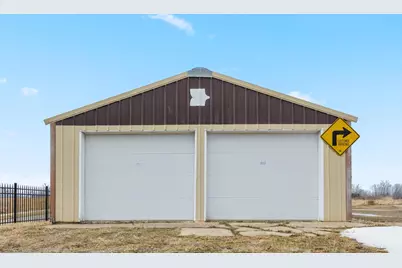 2900 Airport Drive W, Faribault, MN 55021 - Photo 9