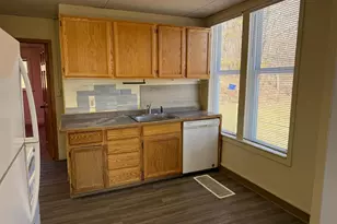 525 W 4th St, Duluth, MN 55806 - Photo 7