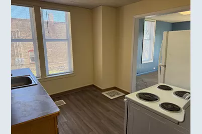 525 W 4th Street, Duluth, MN 55806 - Photo 9