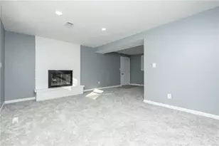 300 Viking Dr, Mankato, MN 56001 - Photo 15