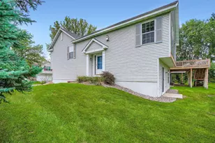 7379 Devin Ln, Shakopee, MN 55379 - Photo 3