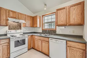 7379 Devin Ln, Shakopee, MN 55379 - Photo 17