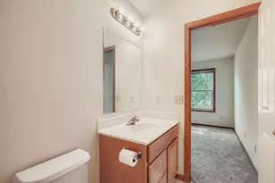 7379 Devin Ln, Shakopee, MN 55379 - Photo 9