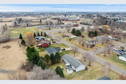 900 Southview Avenue, Braham, MN 55006 - Photo 53