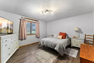 900 Southview Ave, Braham, MN 55006 - Photo 25