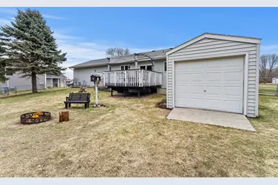 900 Southview Avenue, Braham, MN 55006 - Photo 47