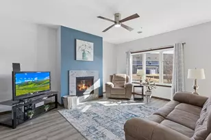 12918 Brenly Wy, Rogers, MN 55374 - Photo 5