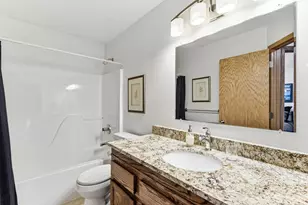 2290 Hillwood Dr E, Maplewood, MN 55119 - Photo 23