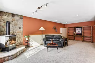 2290 Hillwood Dr E, Maplewood, MN 55119 - Photo 29