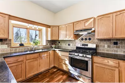 2290 Hillwood Drive E, Maplewood, MN 55119 - Photo 11