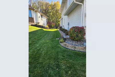 2290 Hillwood Drive E, Maplewood, MN 55119 - Photo 69