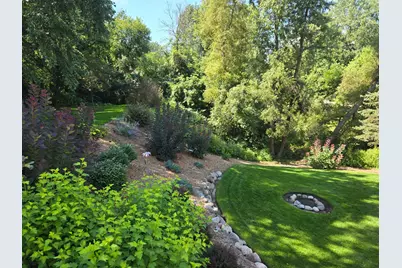 2290 Hillwood Drive E, Maplewood, MN 55119 - Photo 61