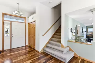 2290 Hillwood Dr E, Maplewood, MN 55119 - Photo 5