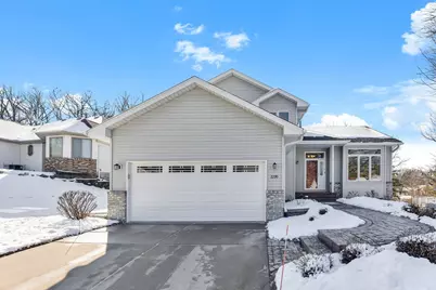 2290 Hillwood Drive E, Maplewood, MN 55119 - Photo 3