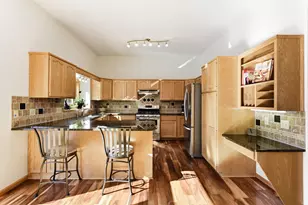 2290 Hillwood Dr E, Maplewood, MN 55119 - Photo 9