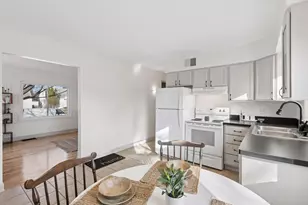 5050 Emerson Ave N, Minneapolis, MN 55430 - Photo 9