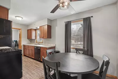 113 Jefferson Avenue SW, Watertown, MN 55388 - Photo 9