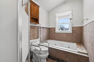 2114 Queen Ave N, Minneapolis, MN 55411 - Photo 17