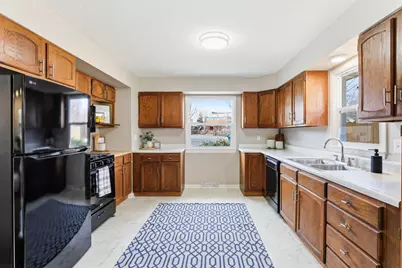 522 Summit Street NE, Columbia Heights, MN 55421 - Photo 5