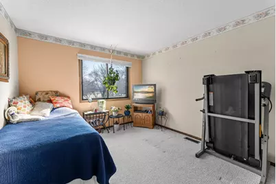 4245 Centerville Road, Vadnais Heights, MN 55127 - Photo 15