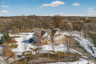 24111 Rice Lake Dr, Lakeville, MN 55044 - Photo 21