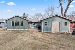 1906 7th Ave SE, Austin, MN 55912 - Photo 3