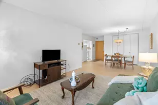 4820 Park Commons Dr, Saint Louis Park, MN 55416 - Photo 17