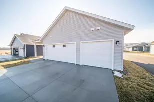 5247 Harvest Lake Dr NW, Rochester, MN 55901 - Photo 31