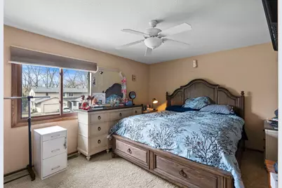 4100 Jordan Avenue N, New Hope, MN 55427 - Photo 13