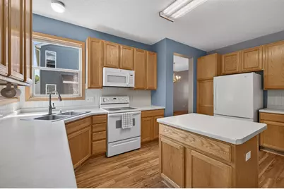 3482 Savannah Avenue, White Bear Lake, MN 55110 - Photo 7