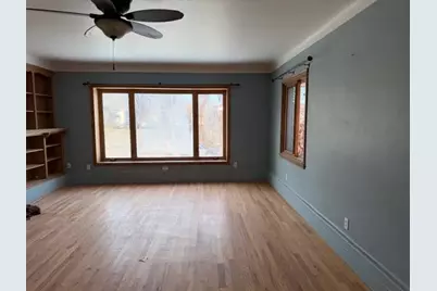 1030 Hyacinth Avenue E, Saint Paul, MN 55106 - Photo 7