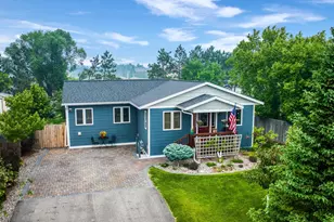 321 24th St NW, Bemidji, MN 56601 - Photo 1