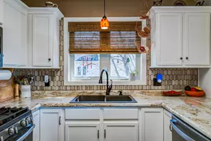 321 24th St NW, Bemidji, MN 56601 - Photo 9