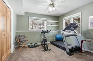 1237 Summit Oaks Dr, Burnsville, MN 55337 - Photo 27