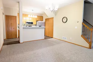 14102 Plymouth Ave, Burnsville, MN 55337 - Photo 7