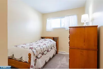 404 Kent Road, Hoyt Lakes, MN 55750 - Photo 9