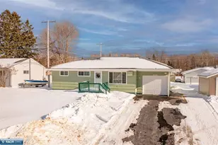 404 Kent Rd, Hoyt Lakes, MN 55750 - Photo 1