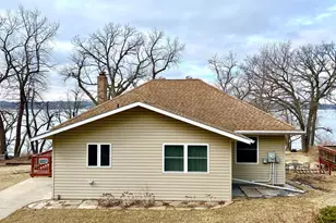 715 Lake Shore Dr, Ortonville, MN 56278 - Photo 5