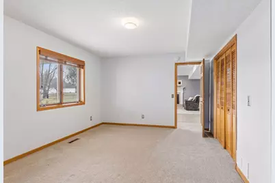 610 Watersedge Terrace, Mendota Heights, MN 55120 - Photo 33