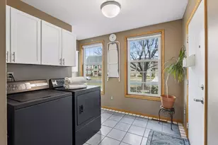 610 Watersedge Terrace, Mendota Heights, MN 55120 - Photo 19