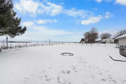 219 Holly Lane, Janesville, MN 56048 - Photo 9