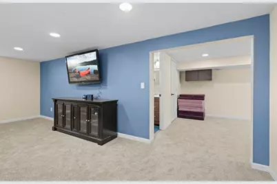 5825 Ensign Avenue N, New Hope, MN 55428 - Photo 27