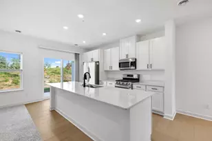 192 HUNTINGTON DR, Waconia, MN 55387 - Photo 3