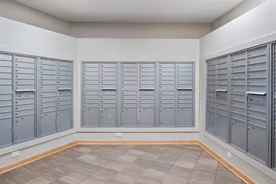 1120 S 2nd Street #813, Minneapolis, MN 55415 - Photo 35